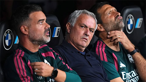 Real Madrid khủng hoảng trung vệ: Mourinho có thể gọi 3 sao mai Castilla
